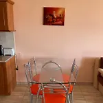 아파트 Stylish Sv елегантен двустаен св влас *