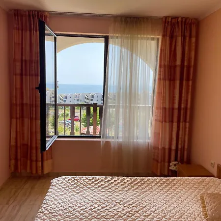 Stylish Sv елегантен двустаен св влас Apartment Sveti Vlas
